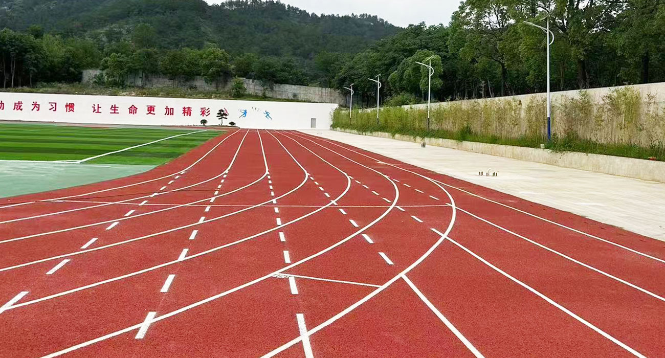 武汉市木兰山文武学校